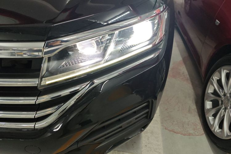 Volkswagen Touareg 2020 #23 Volkswagen Touareg 2020 car image #23