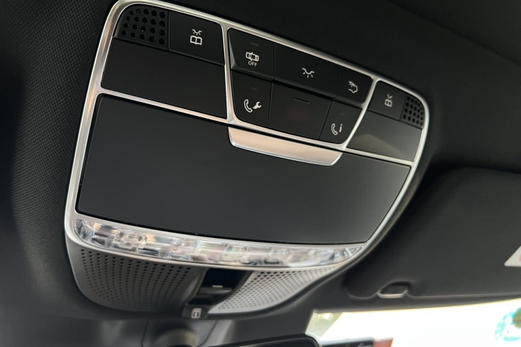 Mercedes-Benz S Class 2018 #23 Mercedes-Benz S Class 2018 car image #23
