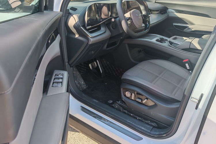 HongQi TianGong 08 2025 car image #23