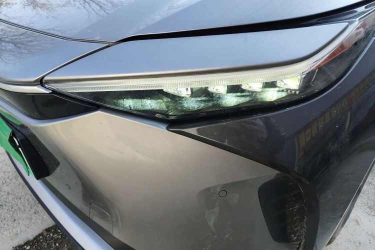 Toyota bZ4X 2022 immagine di auto #23