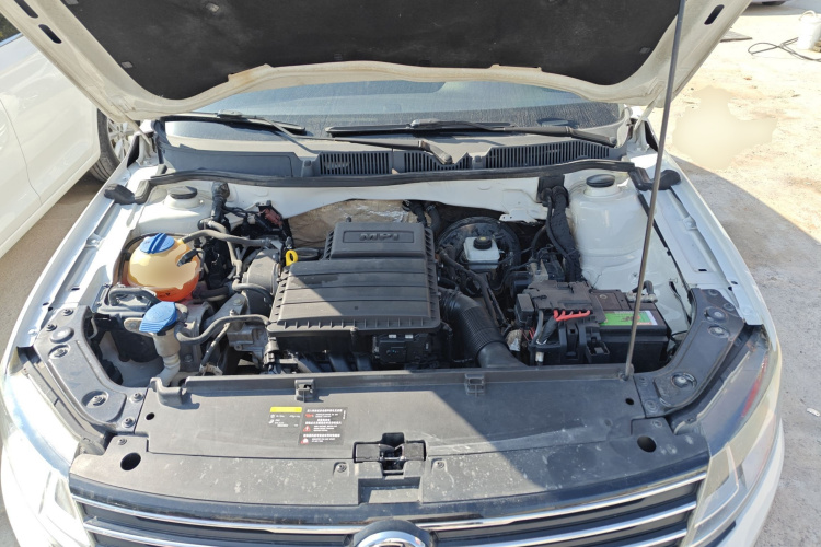 Volkswagen Gran Lavida 2016 immagine di auto #23