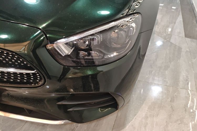 Mercedes-Benz E Class 2021 car image #23