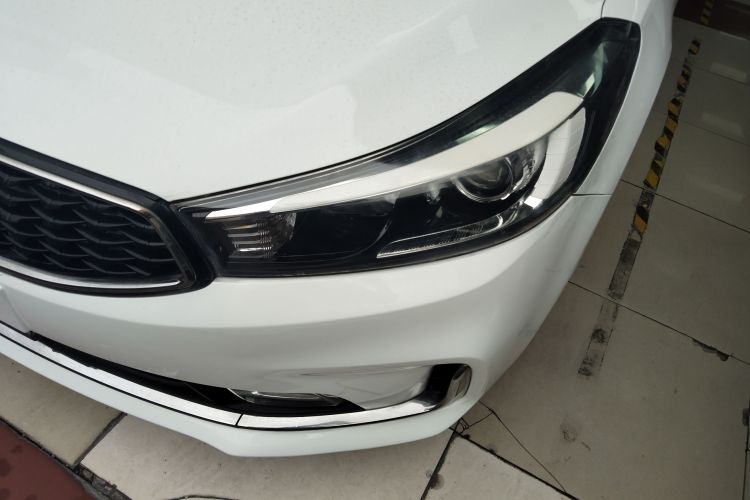 Kia 2017 car image #23