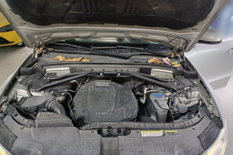 Audi Q5 2018 صورة سيارة #23