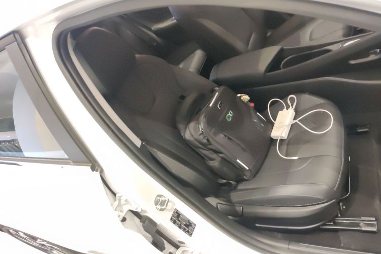 Hyundai Elantra 2025 car image #23