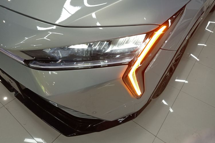 Honda e:NS2 2024 car image #23