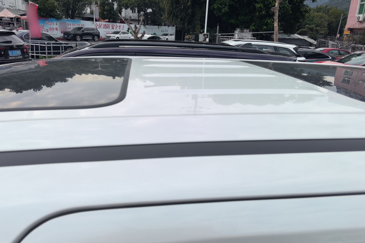 GAC Trumpchi E8 New Energy 2025 car image #23