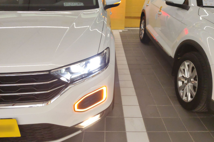T-Roc 2020 car image #23