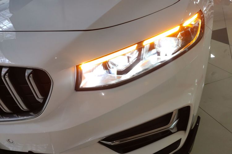 Preface 2024 immagine di auto #23