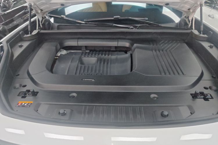 Lynk & Co 09 EM-P 2022 car image #23