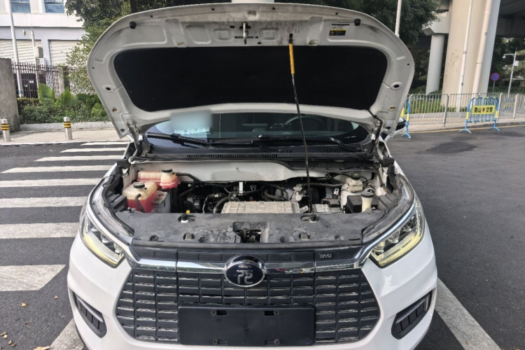 BYD Yuan New Energy 2021 car image #23