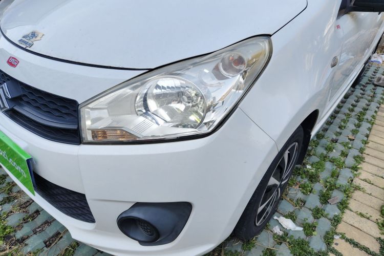 Suzuki 2015 car image #23