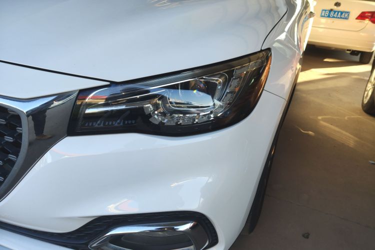 MG HS 2019 car image #23