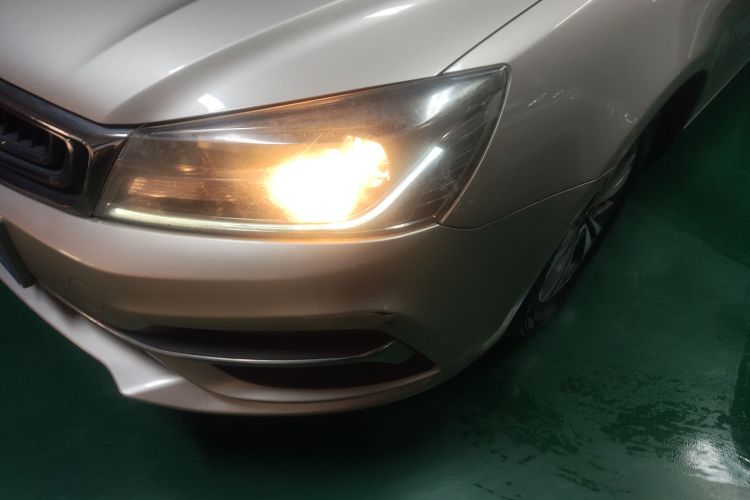 GEELY Emgrand 2019 car image #23