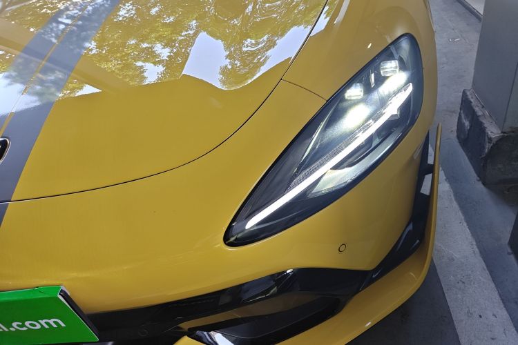 MI SU7 Ultra 2025 car image #23