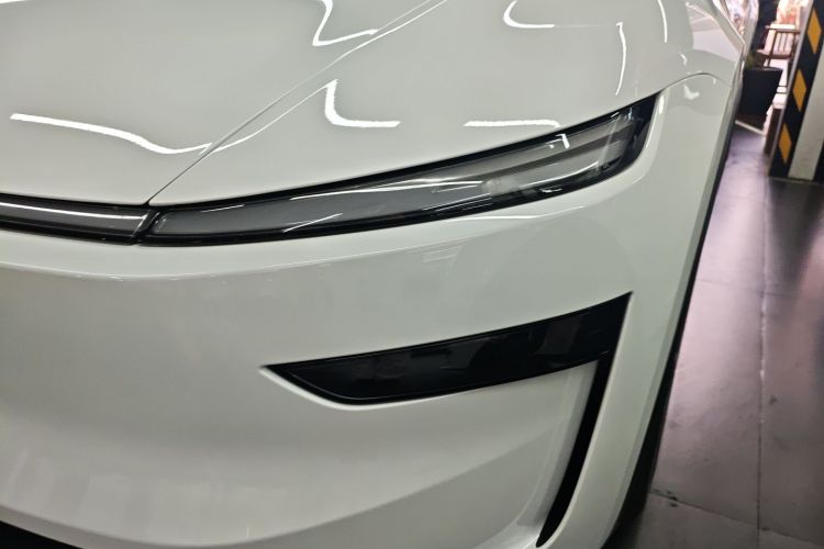 特斯拉 Model Y L 2025 汽车图片 #23