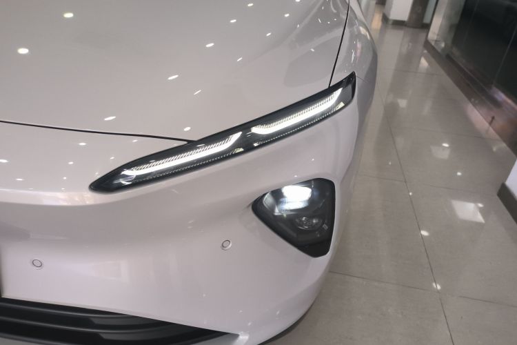 蔚来 蔚来ET7 2024 汽车图片 #23