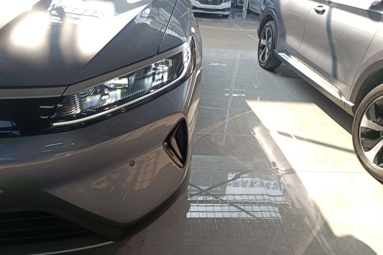 BYD Sea Lion 05 DM-i 2025 image de voiture #23