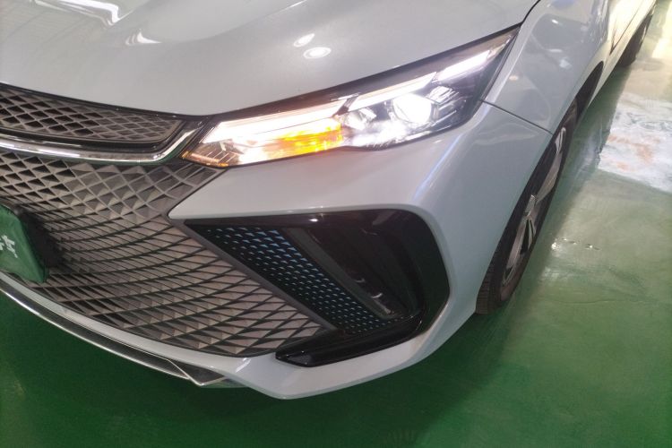 GEELY Emgrand L HiP 2023 #23 GEELY Emgrand L HiP 2023 immagine di auto #23