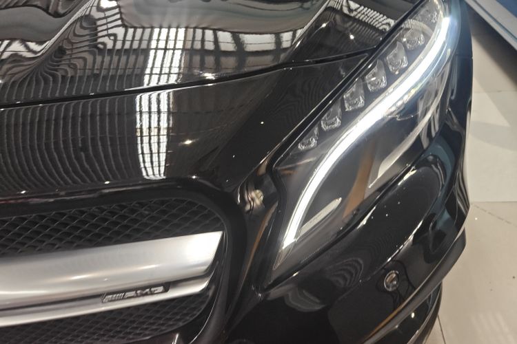 Mercedes-Benz GLA AMG 2016 immagine di auto #23