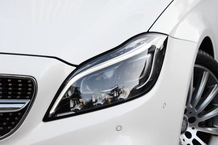 Mercedes-Benz CLS Class 2017 car image #23