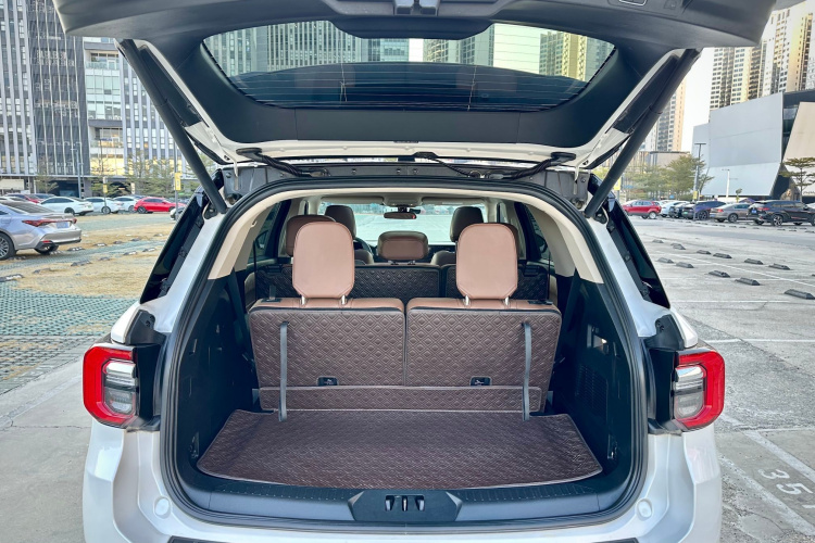 Ford Explorer 2022 car image #23