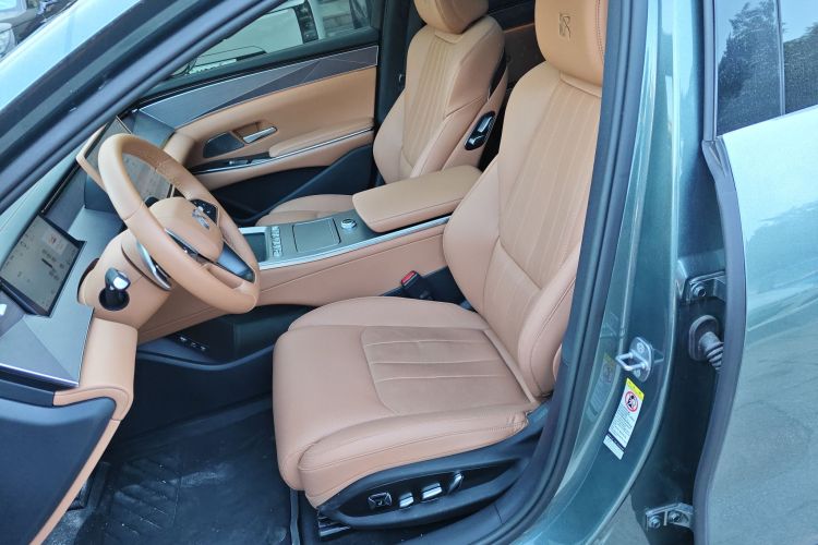 BYD HanL 2025 صورة سيارة #23