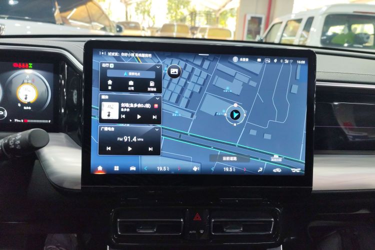 GAC Trumpchi GS8 2024 immagine di auto #23