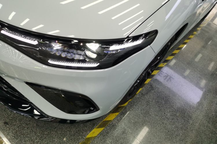 零跑汽车 零跑Lafa5 2025 汽车图片 #23