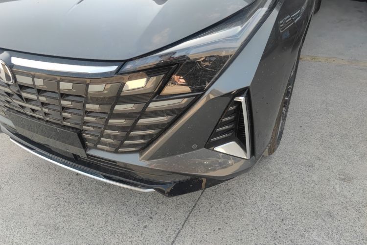 Changan UNI-Z PHEV 2025 car image #23