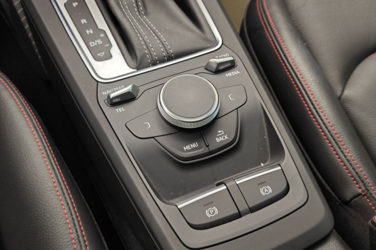 奥迪Q2L 2022 汽车图片 #23