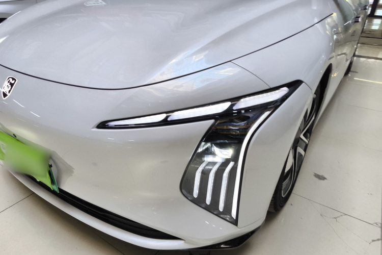 Forthing S7 2025 #23 Forthing S7 2025 صورة سيارة #23