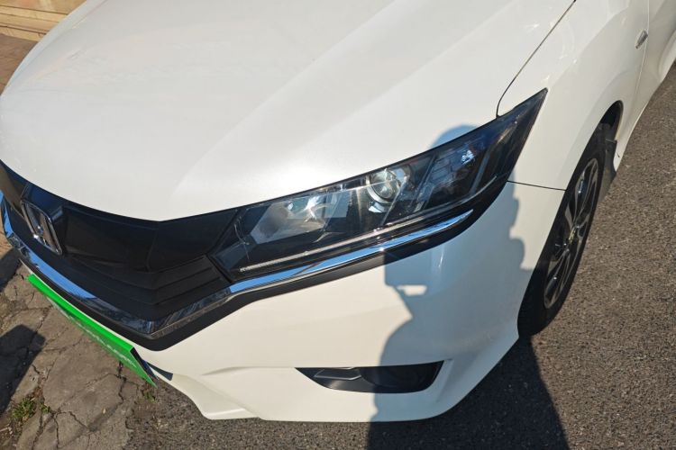 Honda Greiz 2017 صورة سيارة #23