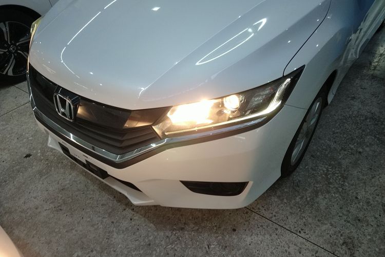 Honda Greiz 2018 изображение автомобиля #23