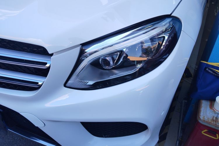 Mercedes-Benz GLE Class 2015 car image #23