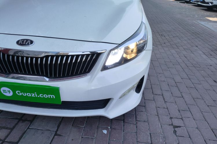 Kia K5 2017 imagen de coche #23