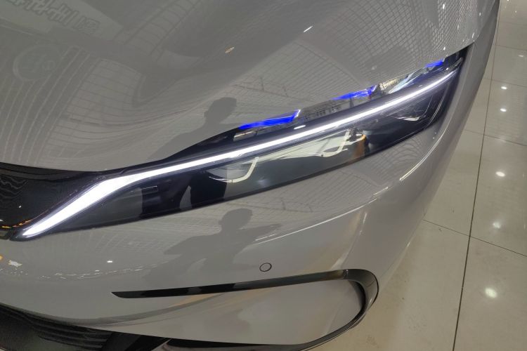 BYD Han 2024 car image #23