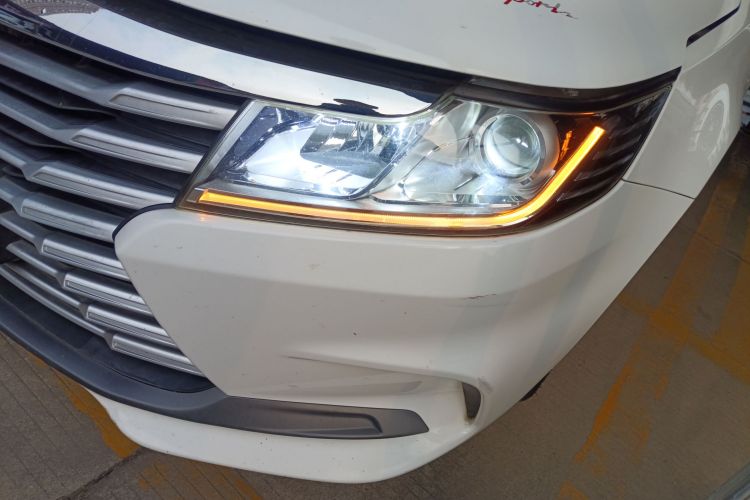 Soueast A5 Wing Dance 2018 car image #23