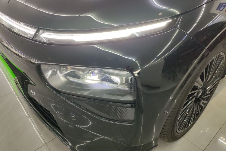 Xpeng G9 2025 immagine di auto #23