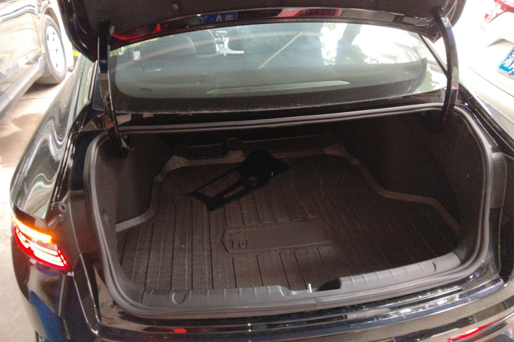 Preface 2025 immagine di auto #23