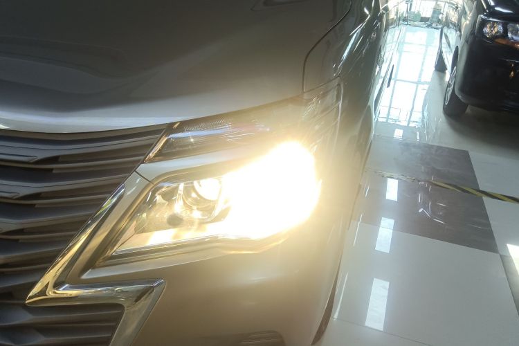 Forthing Lingzhi 2020 #23 Forthing Lingzhi 2020 car image #23