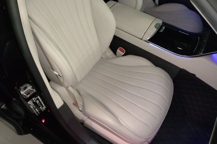 Mercedes-Benz S Class 2023 car image #23