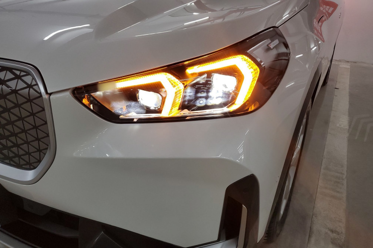 BMW iX1 2024 صورة سيارة #23