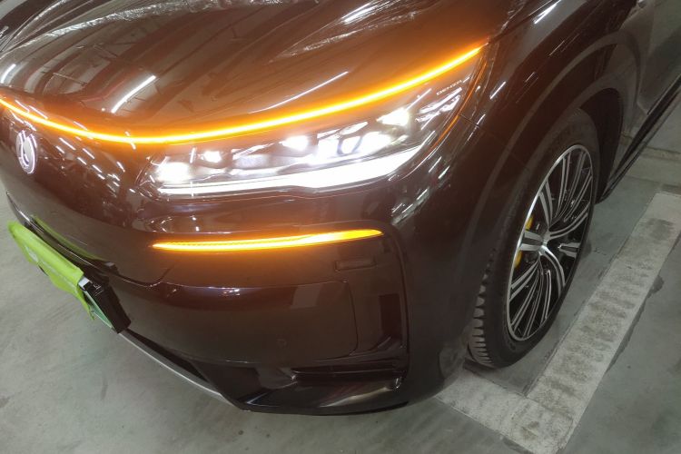 Denza N9 2025 صورة سيارة #23