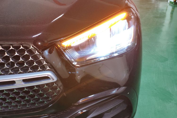 Mercedes-Benz GLE Class New Energy 2023 car image #23