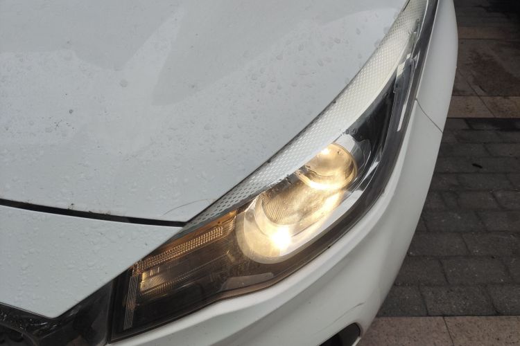 MG 3 2018 car image #23