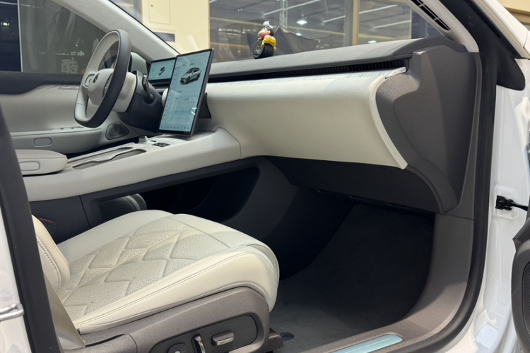 蔚来 蔚来ET7 2024 汽车图片 #23