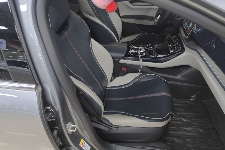 BYD Qin Plus 2022 #23 BYD Qin Plus 2022 car image #23