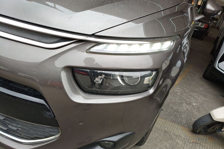 Citroen C4 PICASSO 2017 car image #23