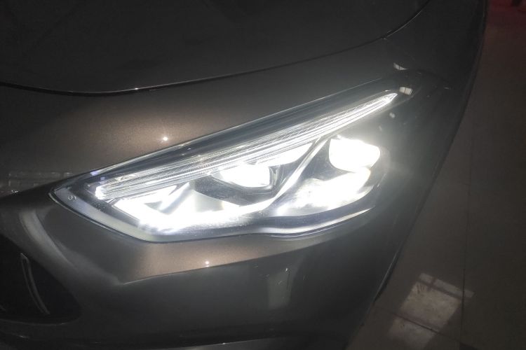 Mercedes-Benz GLA AMG 2023 car image #23